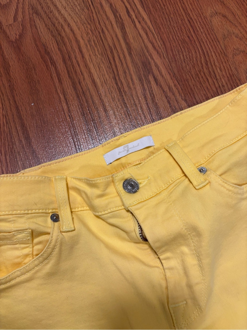7 For All Mankind Yellow Jeans - Picture 3 of 12
